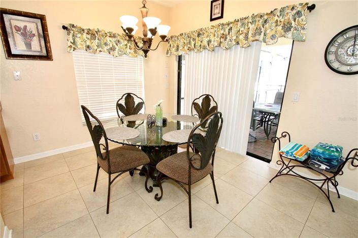 Image No.8-3 Bed Property for sale