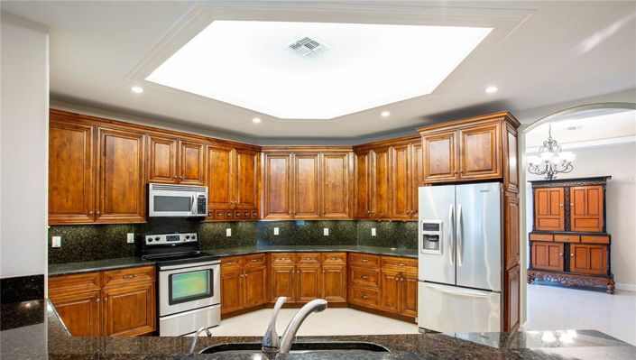 Image No.29-4 Bed Property for sale