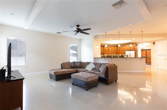 Image No.32-4 Bed Property for sale