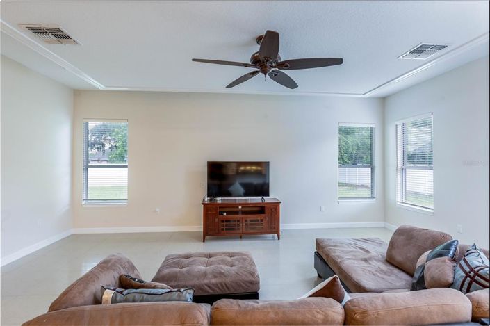 Image No.33-4 Bed Property for sale