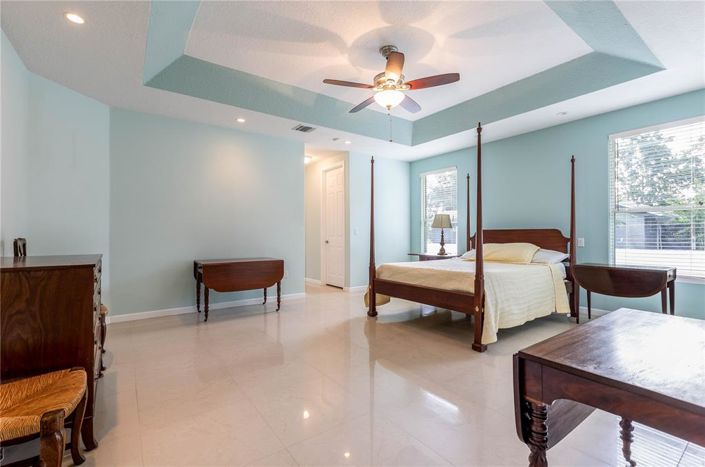 Image No.34-4 Bed Property for sale