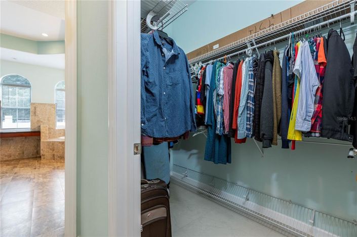 Image No.36-4 Bed Property for sale