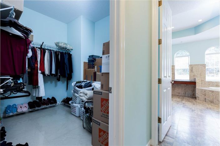 Image No.37-4 Bed Property for sale