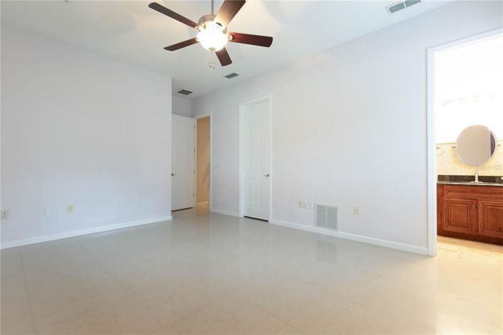 Image No.46-4 Bed Property for sale