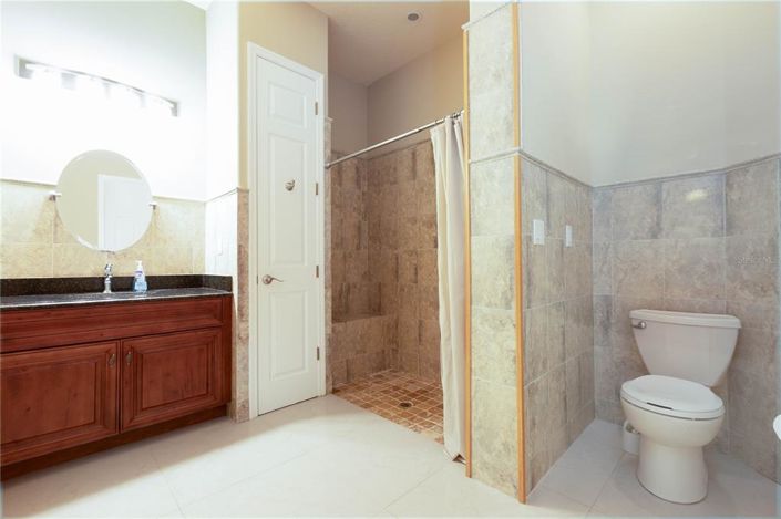 Image No.51-4 Bed Property for sale