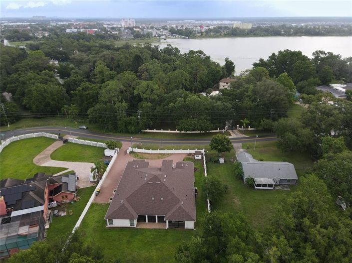 Image No.55-4 Bed Property for sale