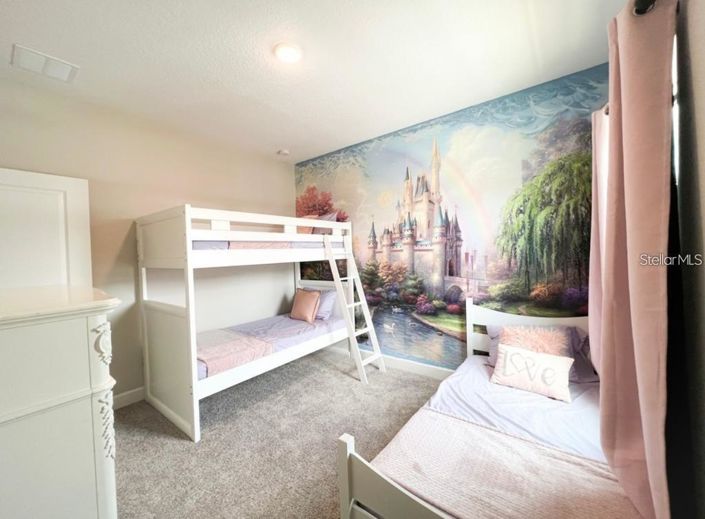 Image No.9-3 Bed Property for sale