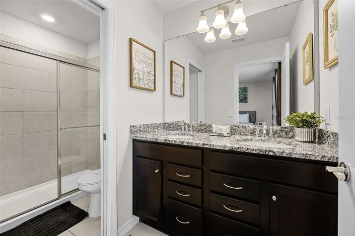 Image No.38-8 Bed Property for sale