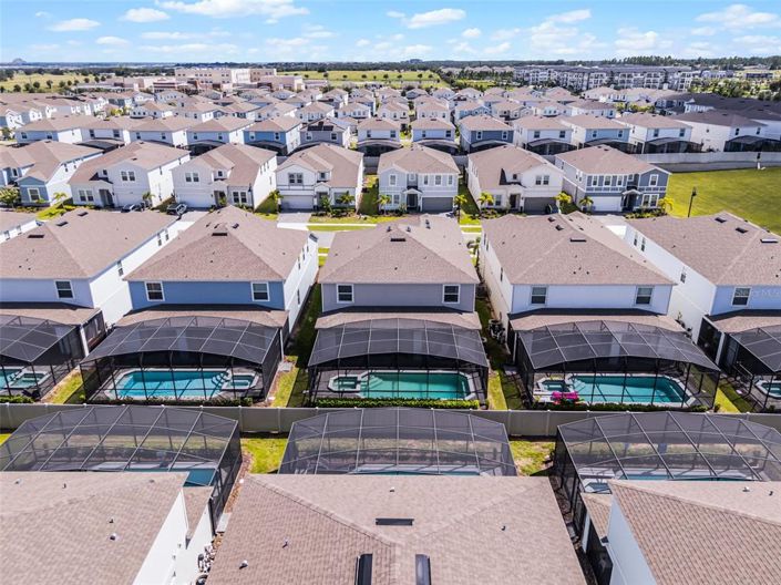 Image No.64-8 Bed Property for sale