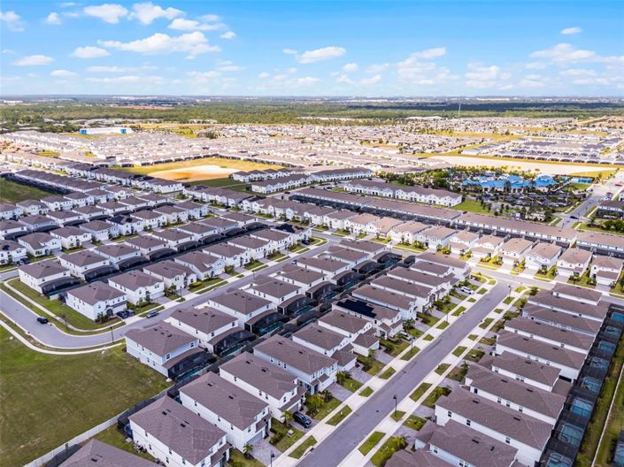 Image No.69-8 Bed Property for sale