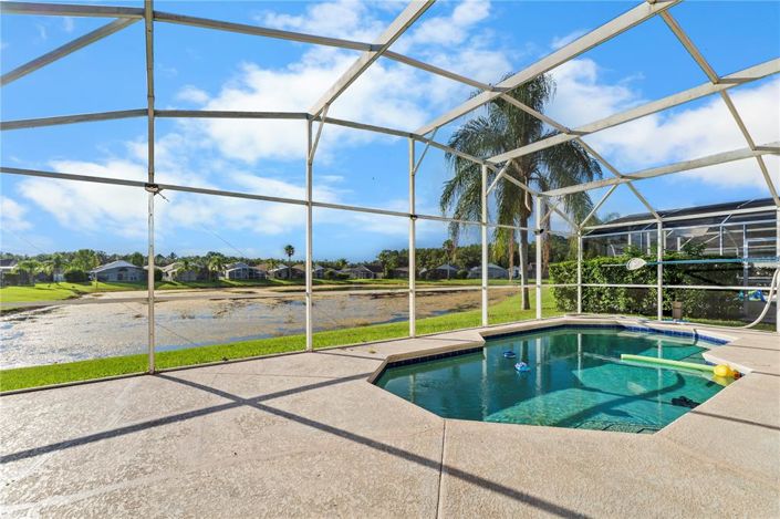 Image No.19-4 Bed Property for sale