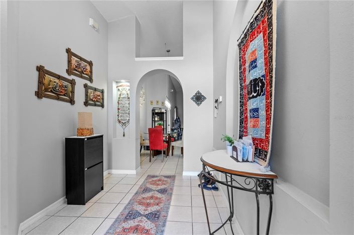 Image No.3-4 Bed Property for sale