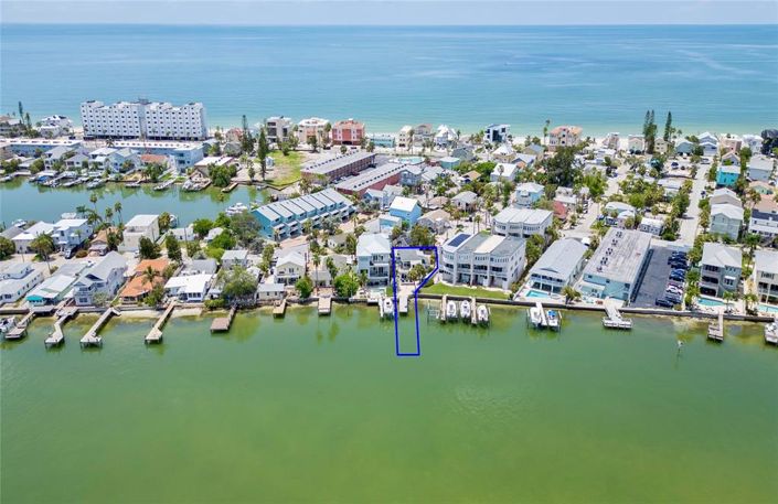 Image No.5-Propriété de 3 chambres à vendre à Treasure Island