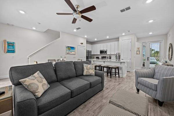 Image No.3-3 Bed Townhouse for sale