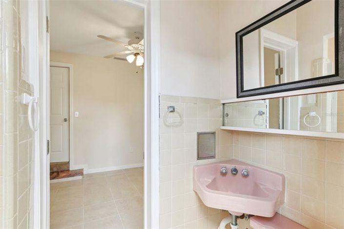 Image No.45-3 Bed Property for sale