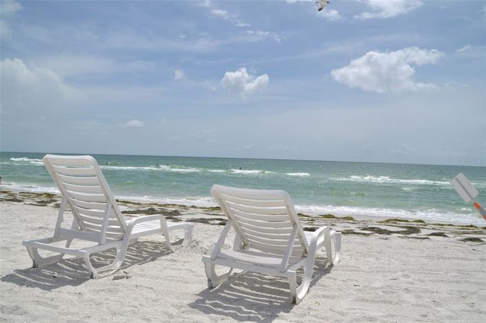 Image No.65-3 Bed Property for sale