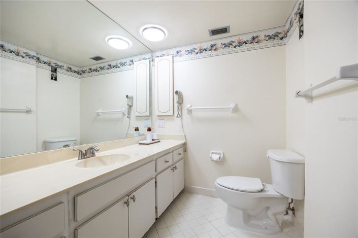 Image No.25-2 Bed Property for sale