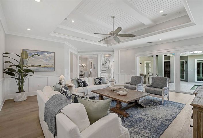 Image No.15-4 Bed Property for sale