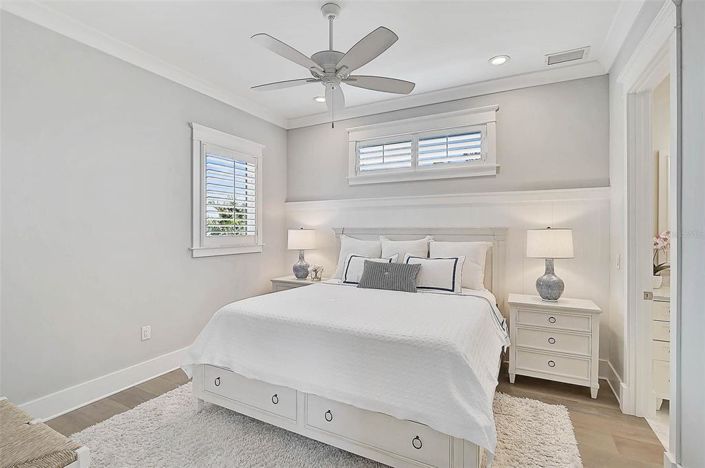 Image No.25-4 Bed Property for sale