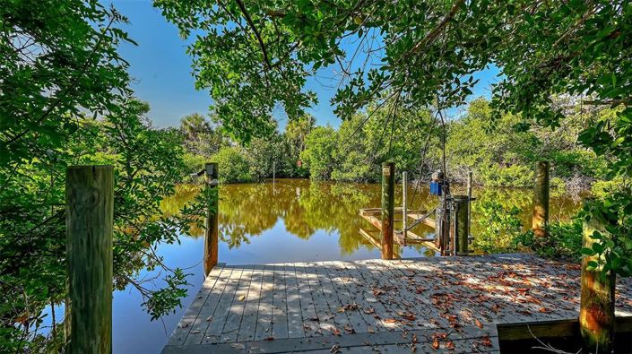 Image No.18-5 Bed Property for sale