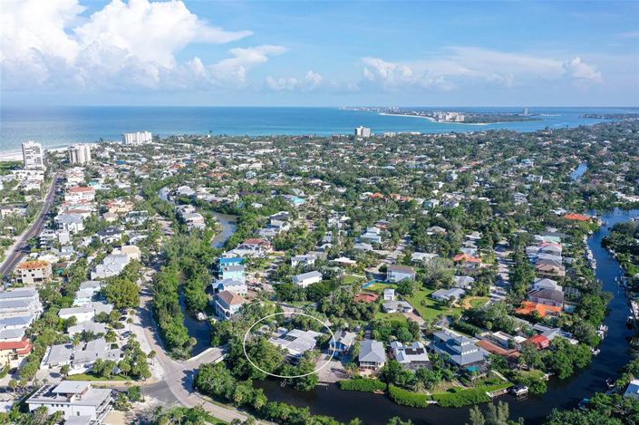 Image No.25-5 Bed Property for sale