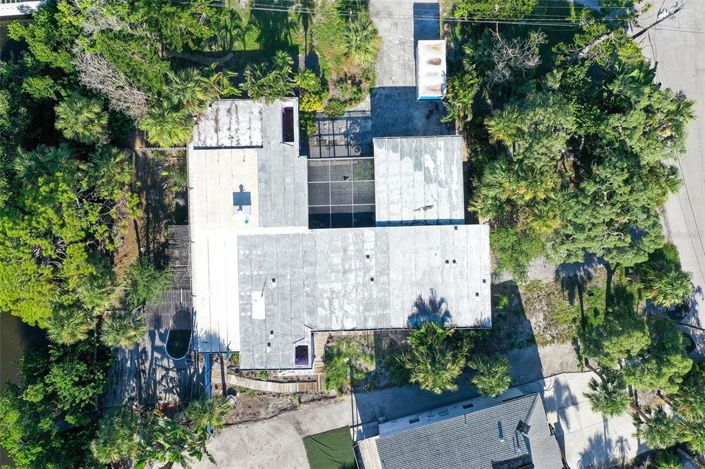 Image No.27-5 Bed Property for sale