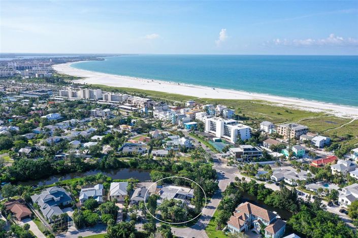 Image No.3-Propriété de 5 chambres à vendre à Sarasota