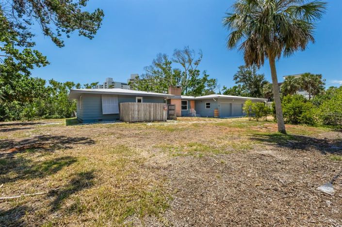 Image No.13-3 Bed Property for sale