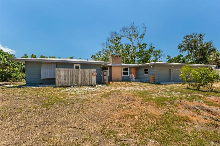 Image No.14-3 Bed Property for sale