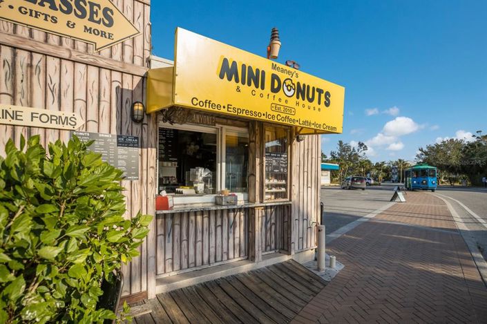 Image No.30-3 Bed Property for sale