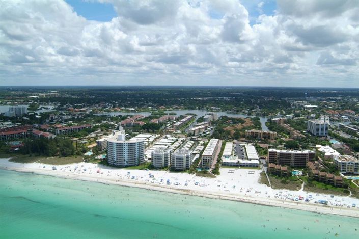 Image No.47-3 Bed Property for sale