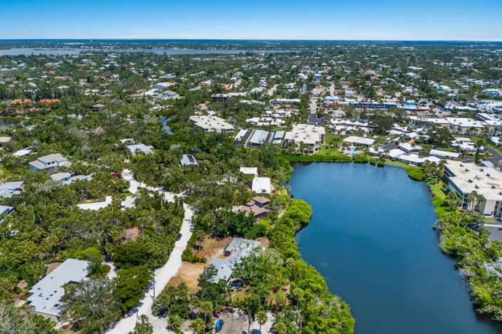 Image No.74-3 Bed Property for sale