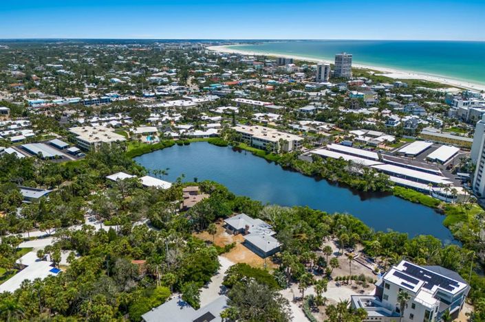 Image No.76-3 Bed Property for sale