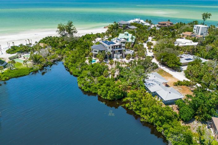 Image No.79-3 Bed Property for sale