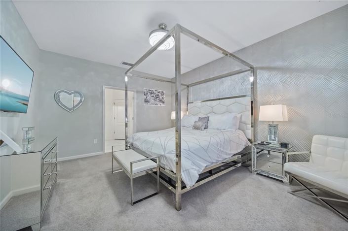 Image No.11-14 Bed Property for sale