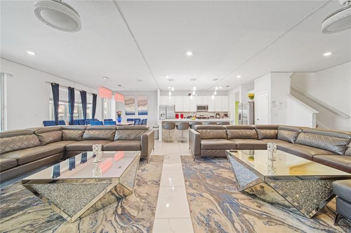 Image No.14-14 Bed Property for sale