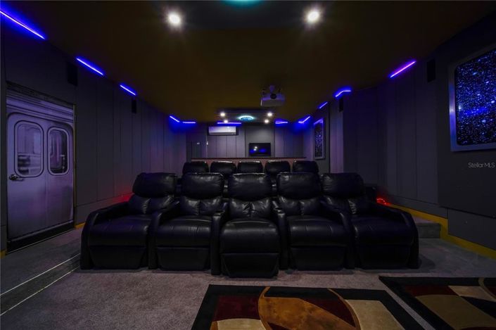 Image No.19-14 Bed Property for sale