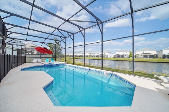 Image No.2-14 Bed Property for sale