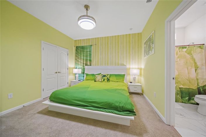 Image No.28-14 Bed Property for sale