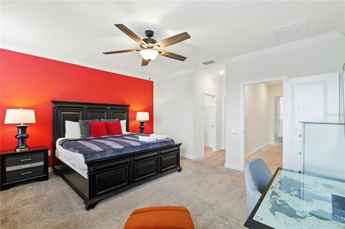 Image No.28-6 Bed Property for sale