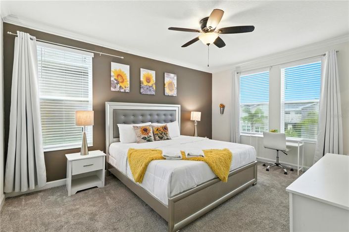 Image No.33-6 Bed Property for sale