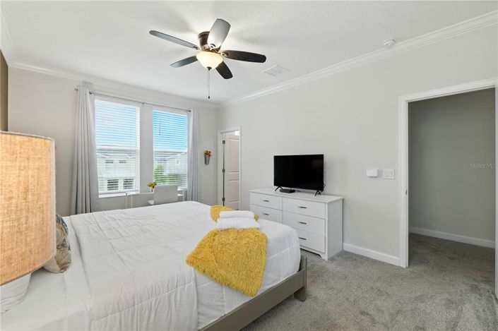 Image No.34-6 Bed Property for sale