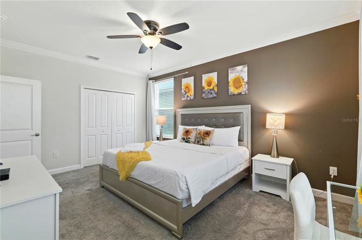 Image No.35-6 Bed Property for sale