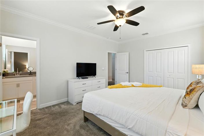 Image No.36-6 Bed Property for sale