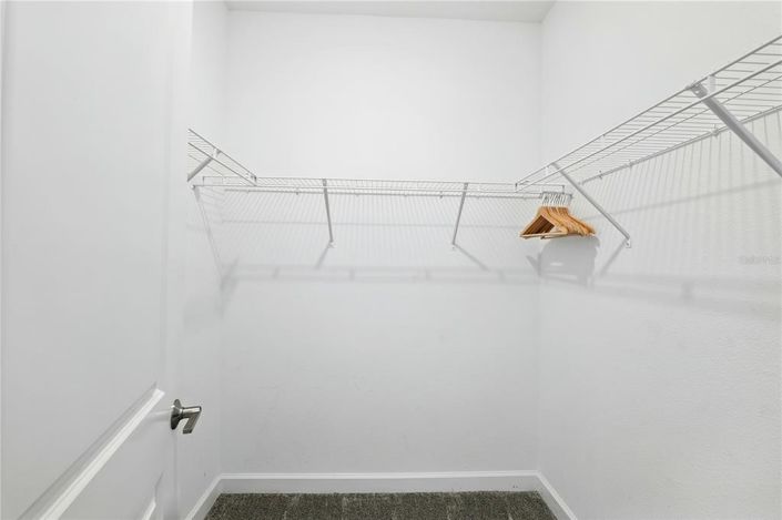 Image No.37-6 Bed Property for sale