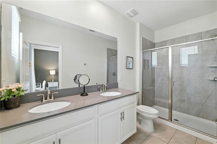 Image No.38-6 Bed Property for sale