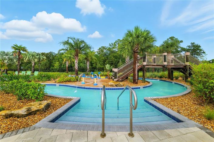 Image No.55-6 Bed Property for sale