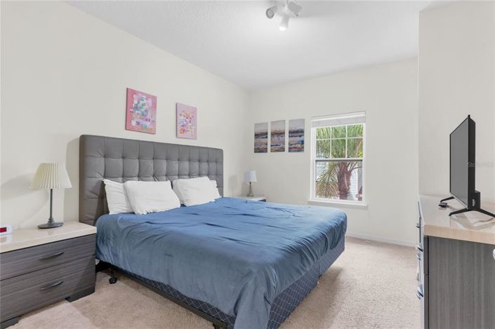 Image No.14-3 Bed Townhouse for sale