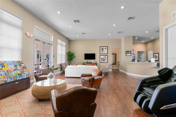 Image No.24-3 Bed Townhouse for sale