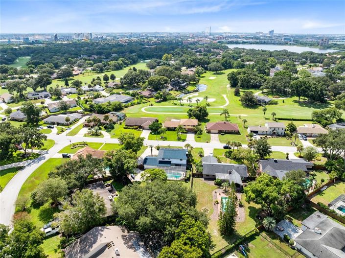 Image No.35-4 Bed Property for sale